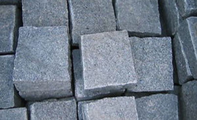 Grey Granite Natural Cobbles