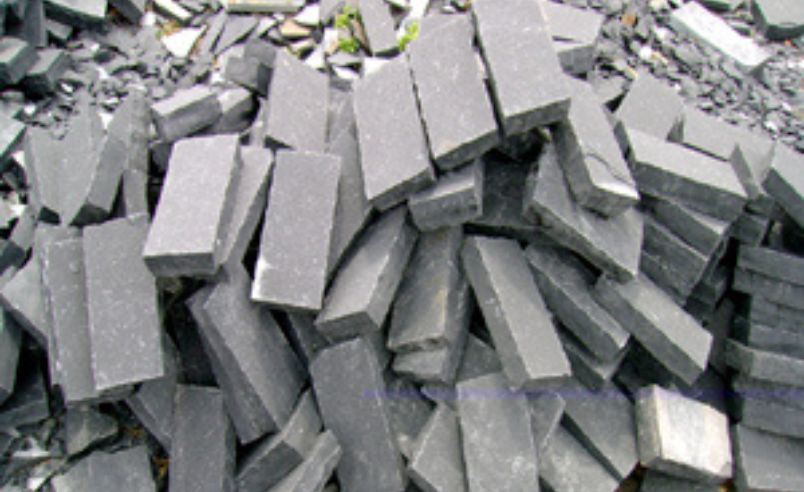 Kadapa Black Limestone Cobbles